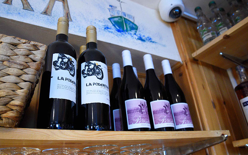 Sea Breezes Restaurant in Portree has an extensive drinks menu with wine gin and whisky